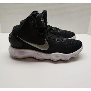 Nike Women's/ Teen Hyperdunk Basketball Shoes